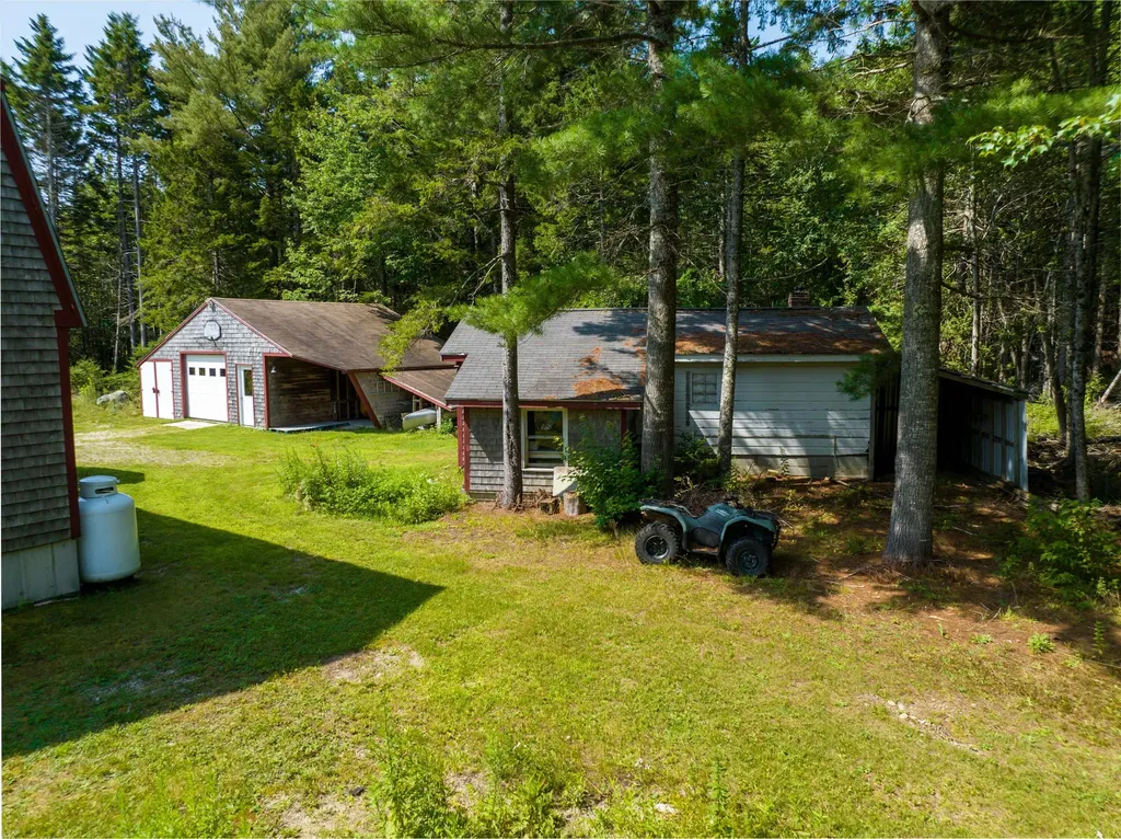 24 Mesa Farm Lane Blue Hill ME 04614
