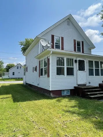 112 Bates Street Millinocket ME 04462