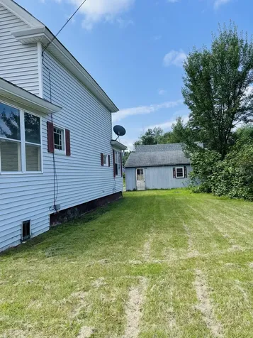 112 Bates Street Millinocket ME 04462