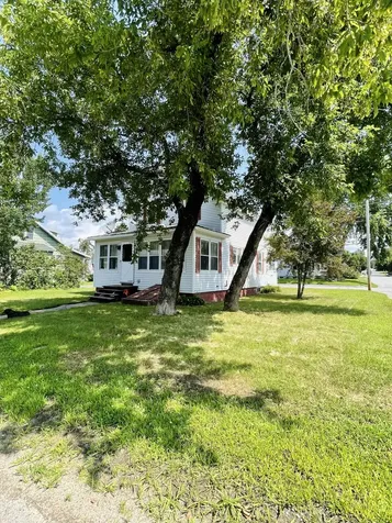 112 Bates Street Millinocket ME 04462
