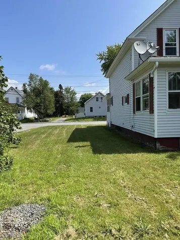 112 Bates Street Millinocket ME 04462