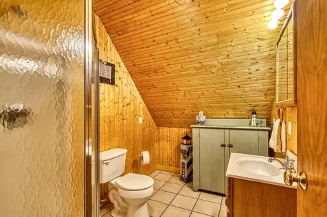 7 Highland Avenue Stonington ME 04681