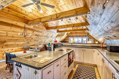 7 Highland Avenue Stonington ME 04681