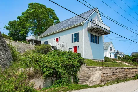 7 Highland Avenue Stonington ME 04681