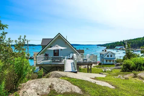 7 Highland Avenue Stonington ME 04681