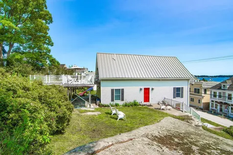 7 Highland Avenue Stonington ME 04681