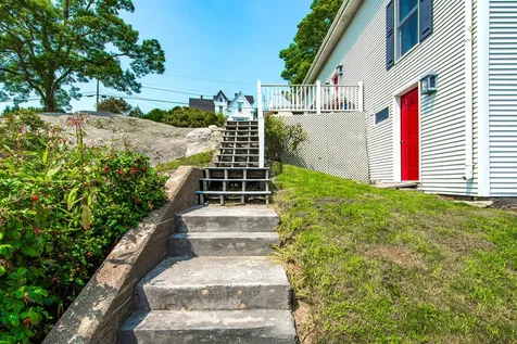 7 Highland Avenue Stonington ME 04681