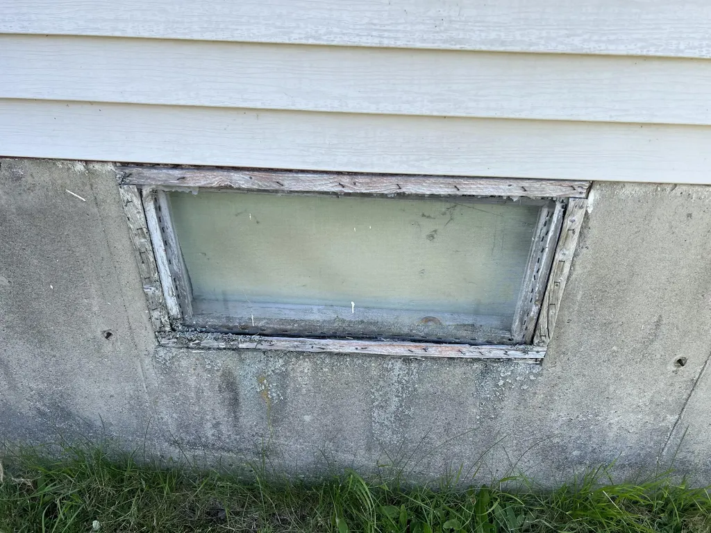 28 Page Avenue Wiscasset ME 04578