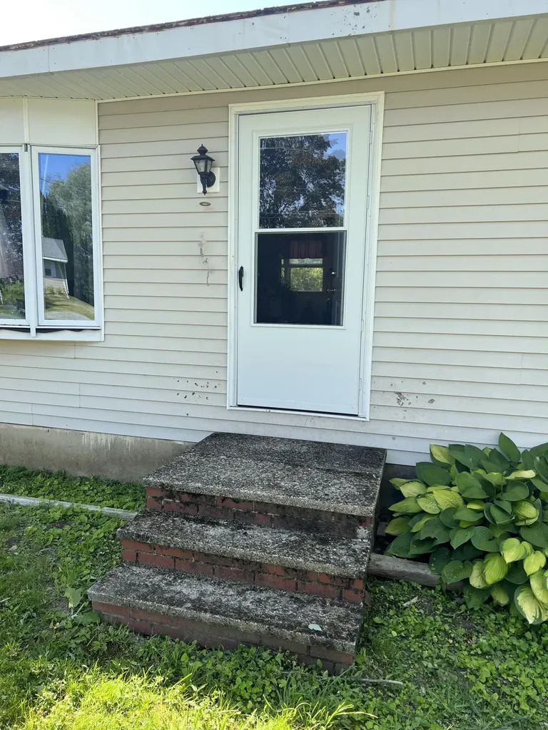 28 Page Avenue Wiscasset ME 04578