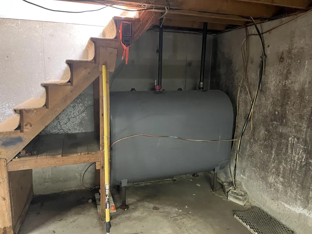 28 Page Avenue Wiscasset ME 04578