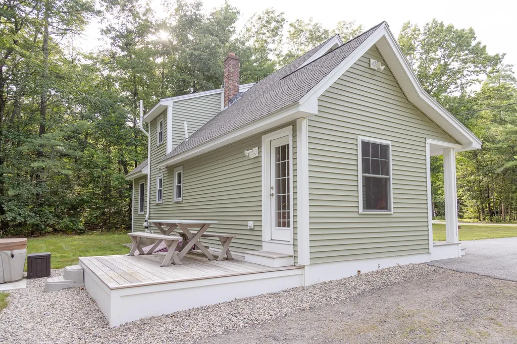 15 Fawn Circle Lyman ME 04002