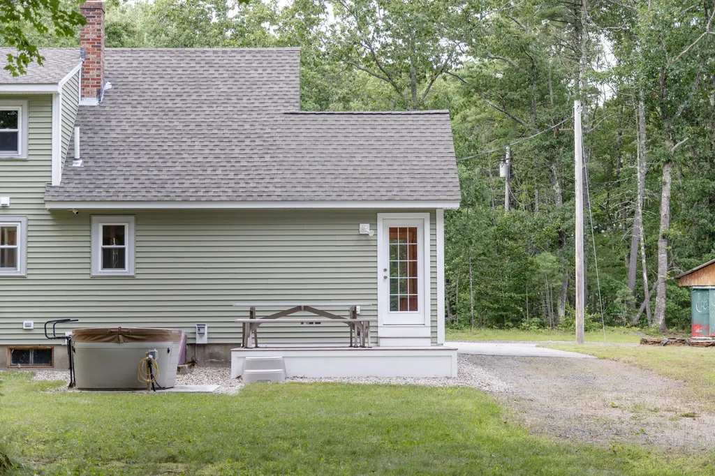 15 Fawn Circle Lyman ME 04002