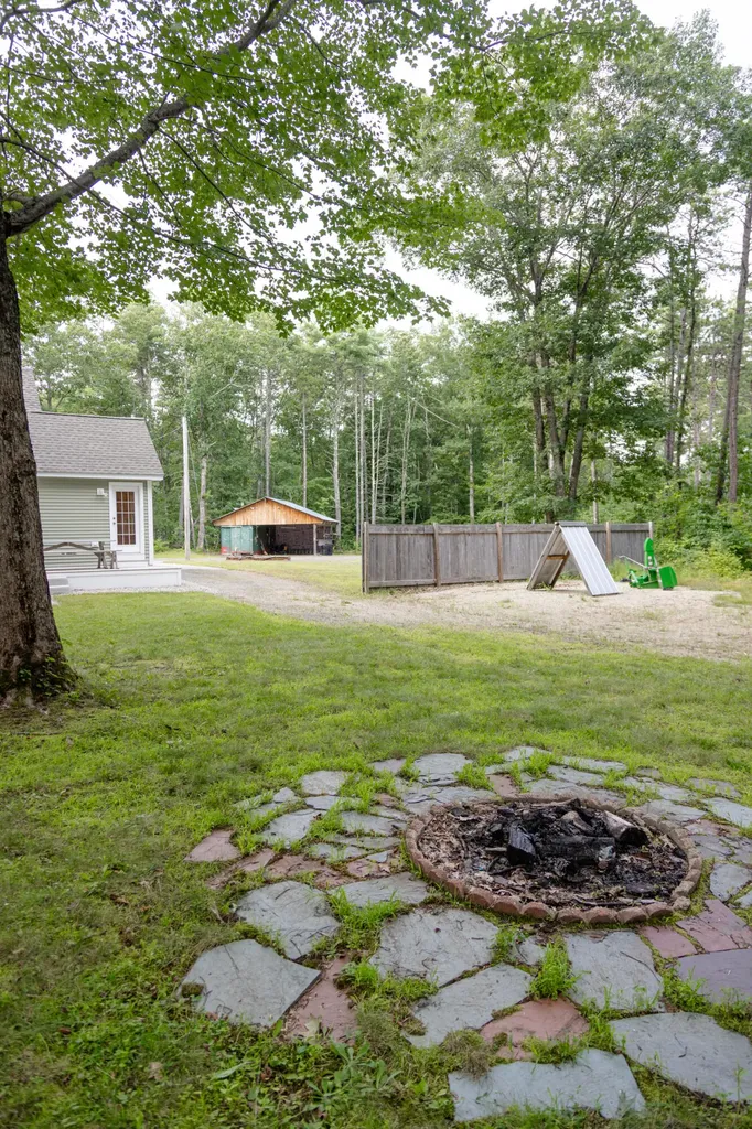 15 Fawn Circle Lyman ME 04002
