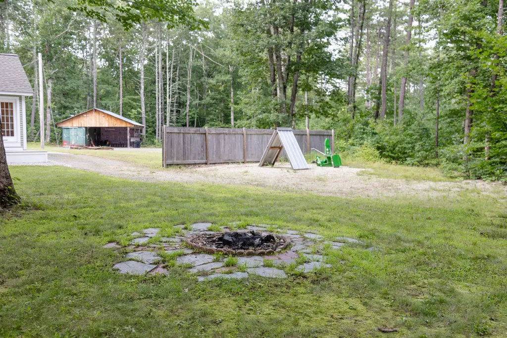 15 Fawn Circle Lyman ME 04002