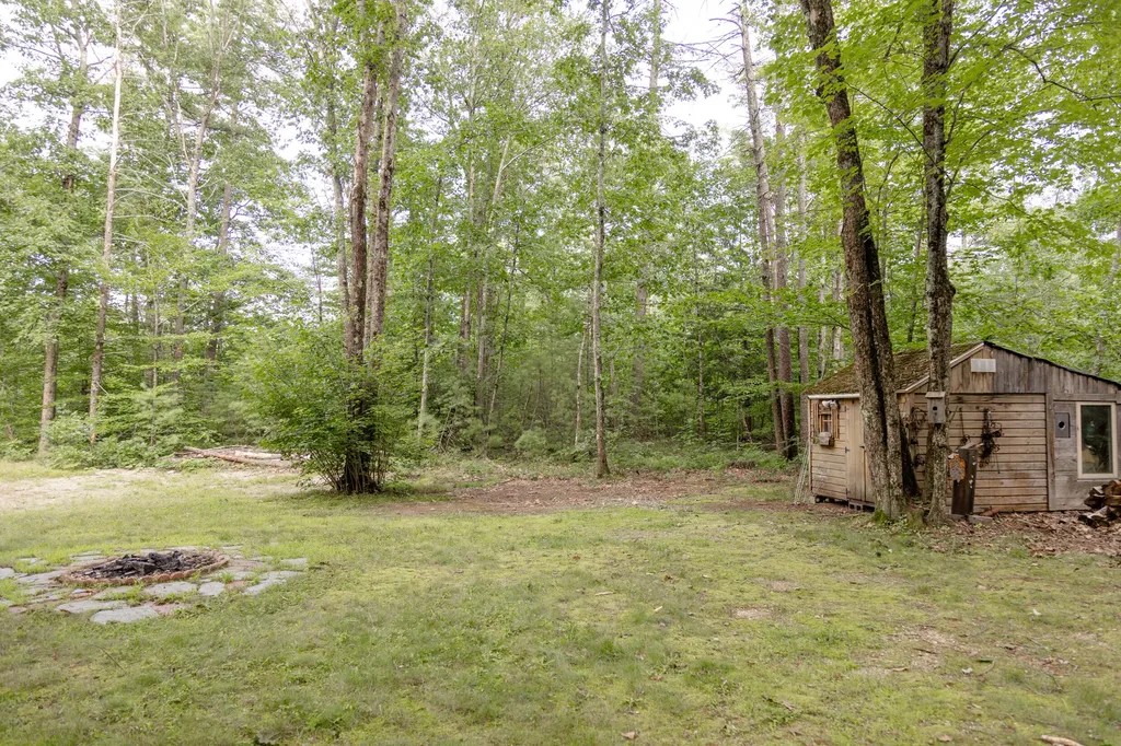 15 Fawn Circle Lyman ME 04002
