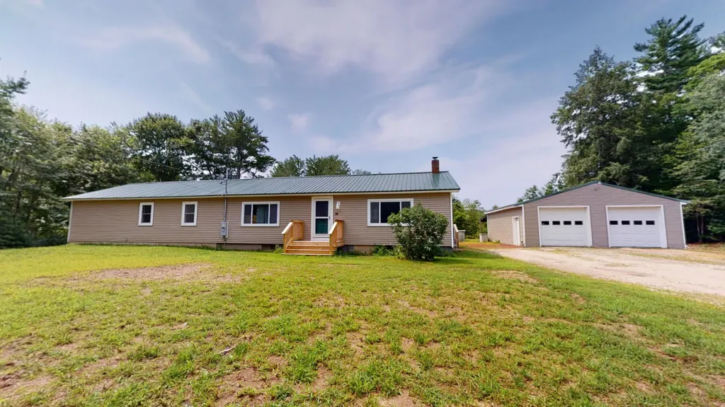 38 Skeetfield Road Oxford ME 04270