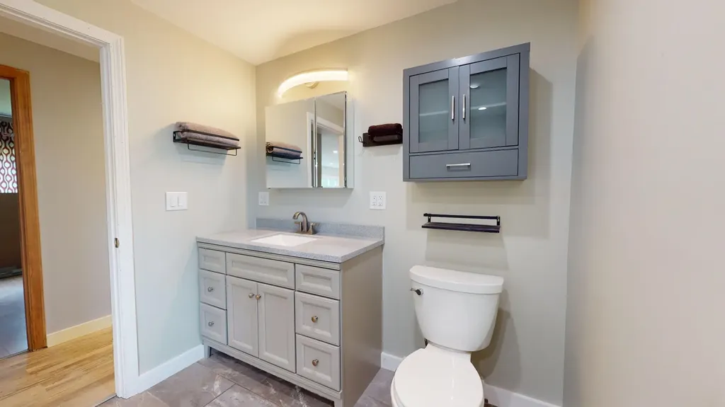 38 Skeetfield Road Oxford ME 04270