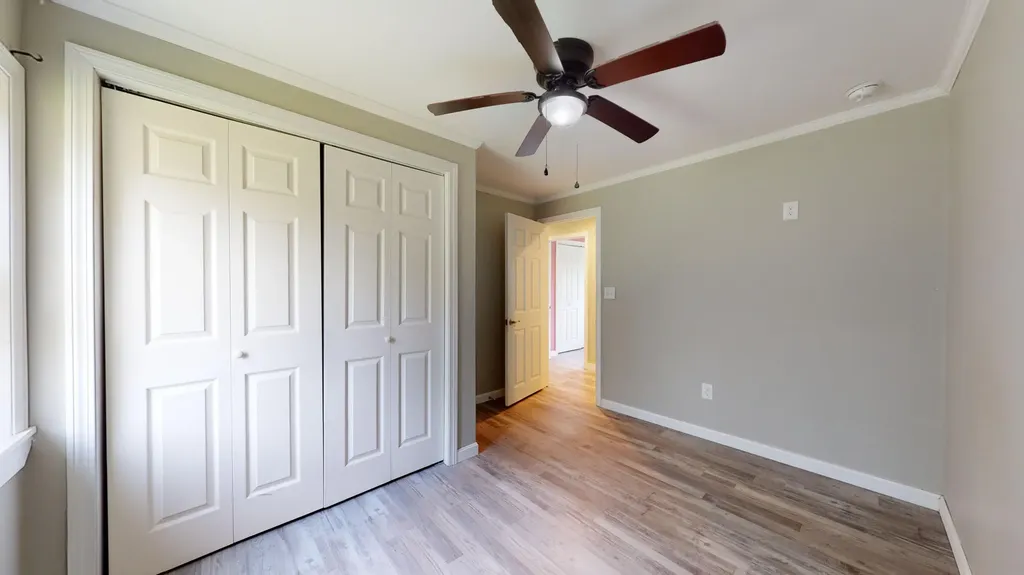 38 Skeetfield Road Oxford ME 04270