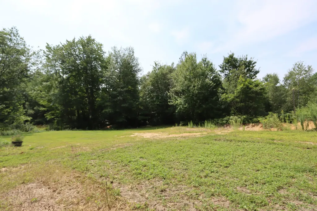 38 Skeetfield Road Oxford ME 04270