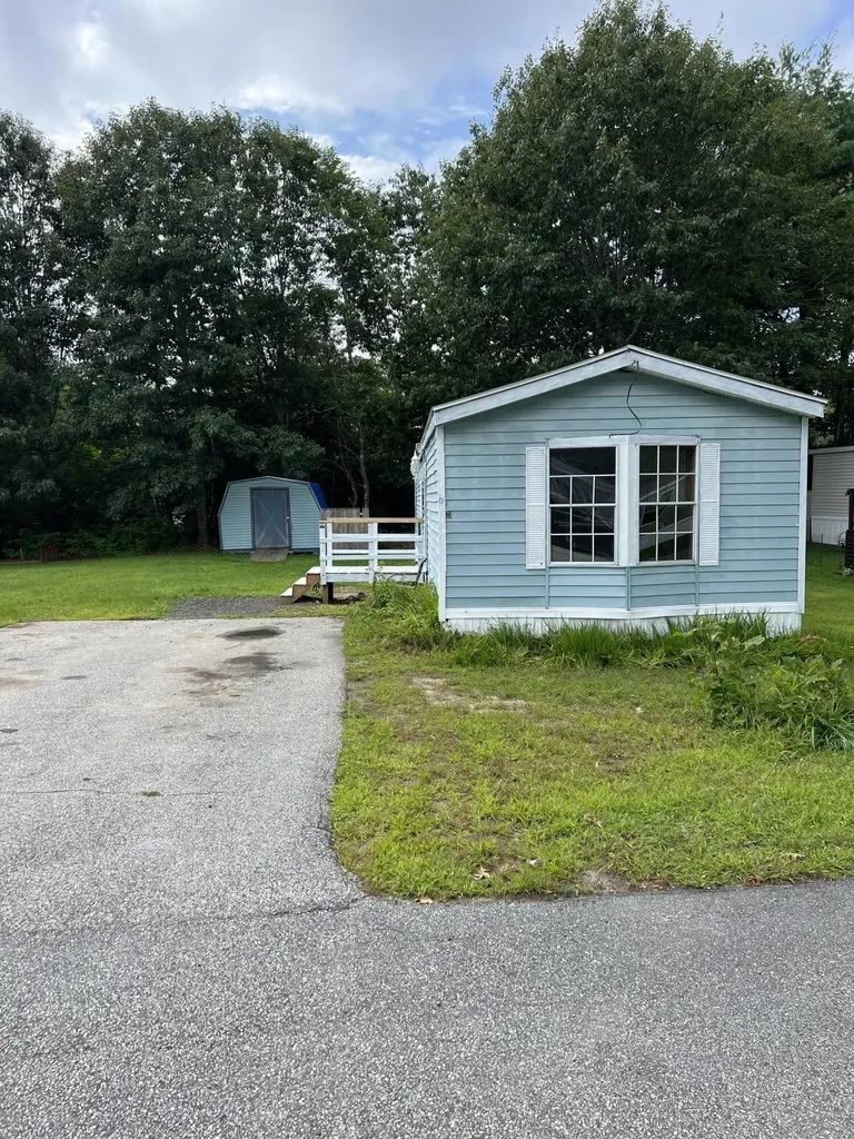 6 Shady Lane Sabattus ME 04280