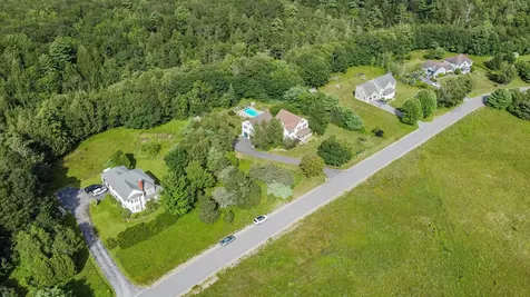 9 Larrabee Farm Road Brunswick ME 04011