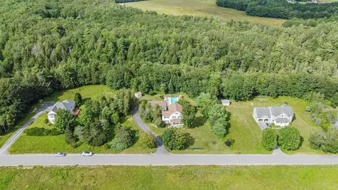9 Larrabee Farm Road Brunswick ME 04011