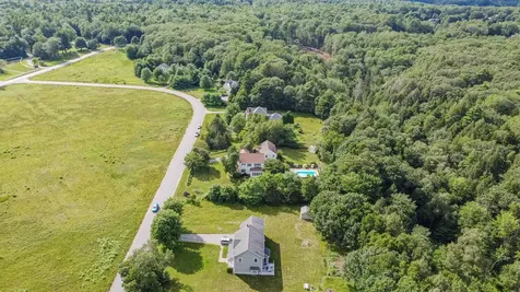 9 Larrabee Farm Road Brunswick ME 04011