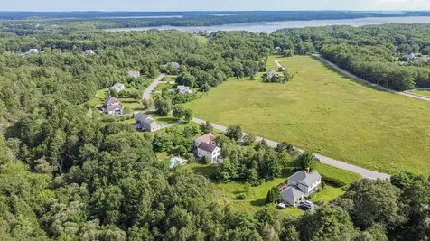9 Larrabee Farm Road Brunswick ME 04011