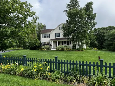 9 Larrabee Farm Road Brunswick ME 04011