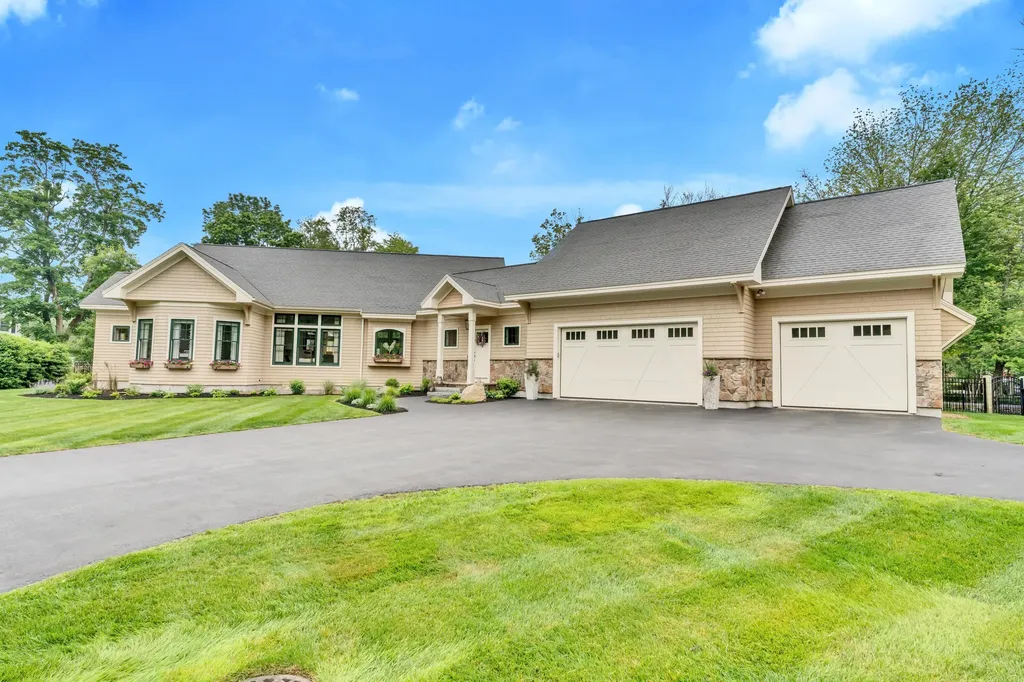 173 Ferry Road Saco ME 04072