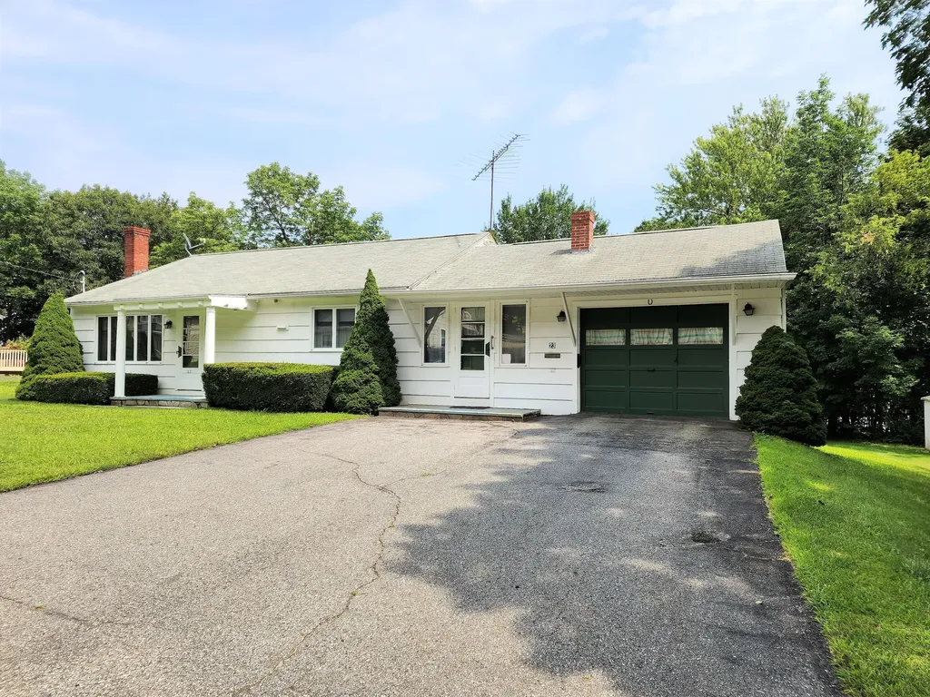 23 Garcelon Street Lewiston ME 04240