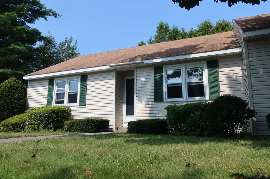 8 Nottingham Drive Saco ME 04072