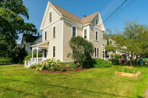 233 Broadway Rockland ME 04841