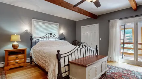 8 Heritage Lane Freeport ME 04032