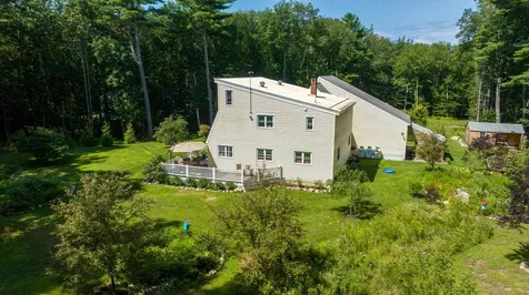 8 Heritage Lane Freeport ME 04032