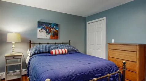 8 Heritage Lane Freeport ME 04032
