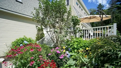 8 Heritage Lane Freeport ME 04032