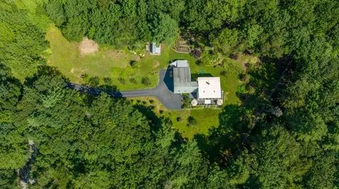 8 Heritage Lane Freeport ME 04032