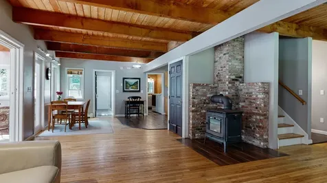8 Heritage Lane Freeport ME 04032