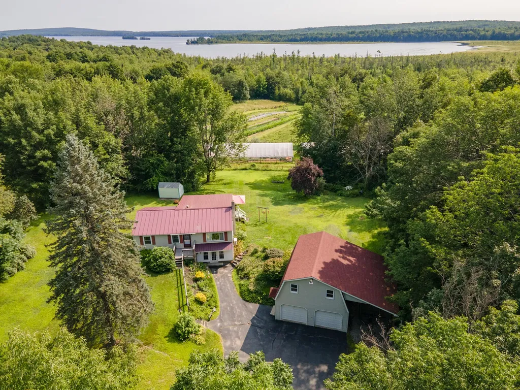 554 Augusta Road Belgrade ME 04917