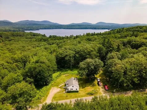 868 Hatchet Mountain Road Hope ME 04847