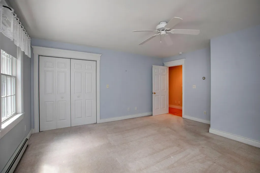 11 Peacock Lane Georgetown ME 04548