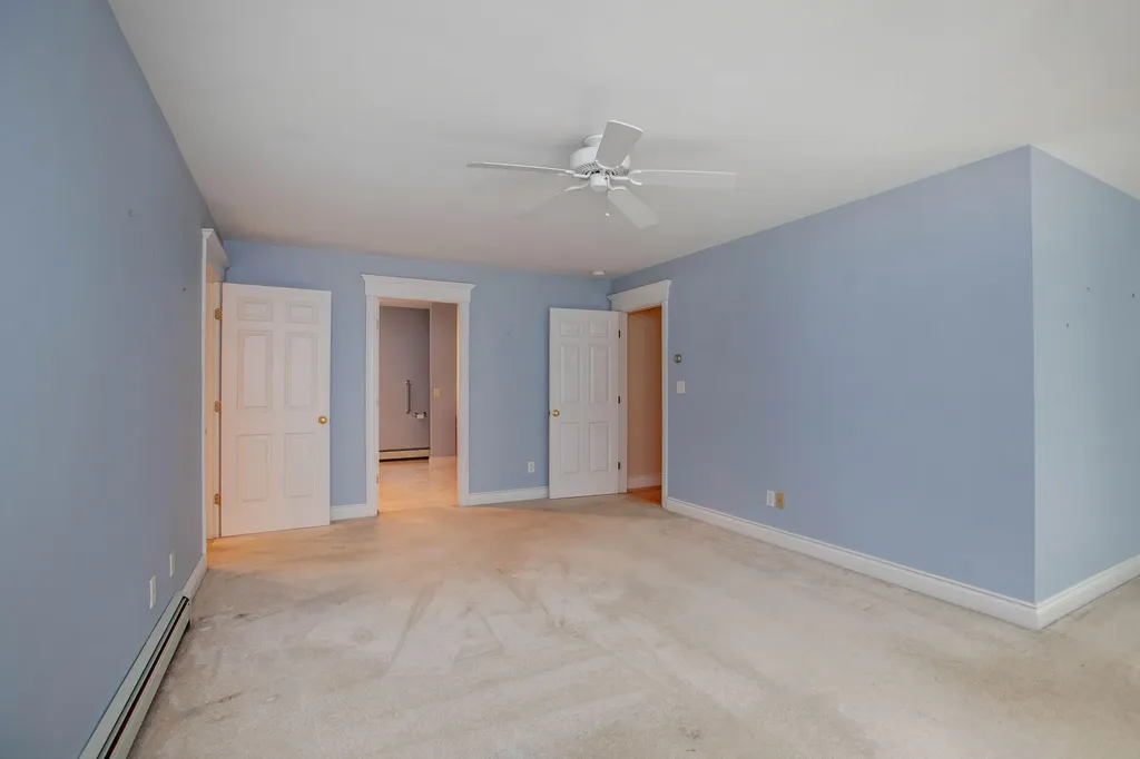 11 Peacock Lane Georgetown ME 04548