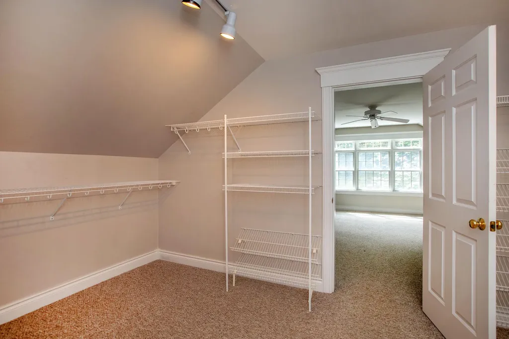 11 Peacock Lane Georgetown ME 04548