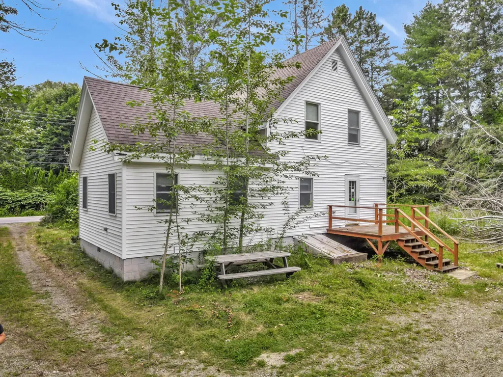 294 Birch Point Road Wiscasset ME 04578