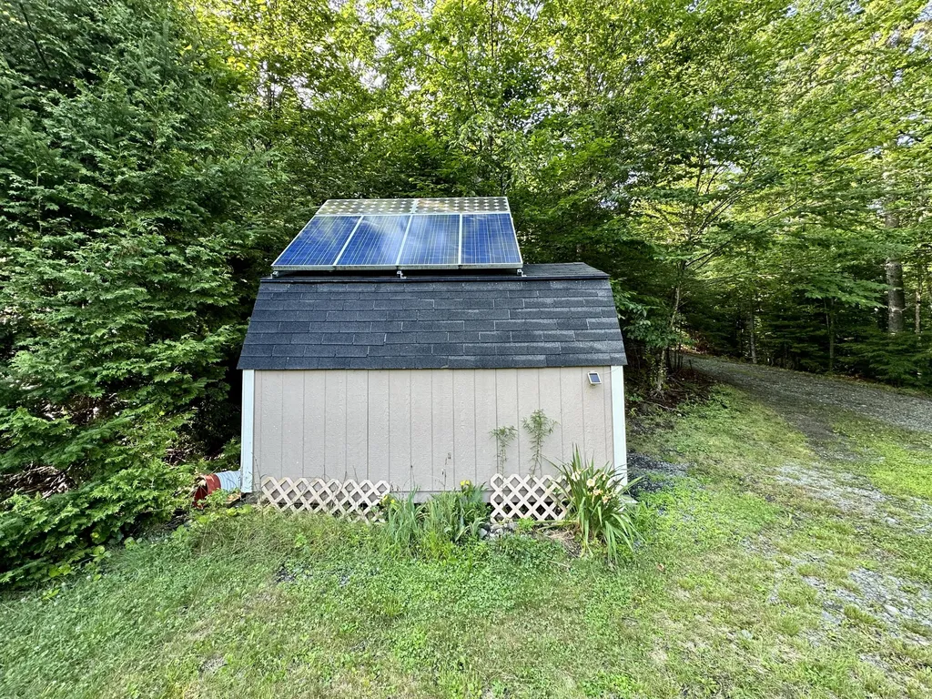 21 Poole Road Greenville ME 04441
