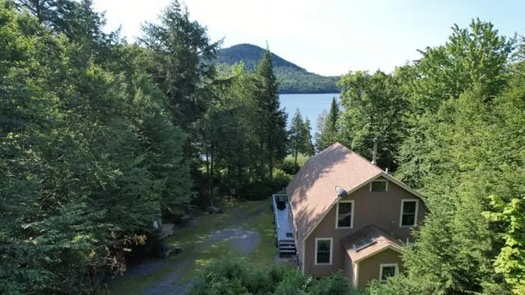 21 Poole Road Greenville ME 04441