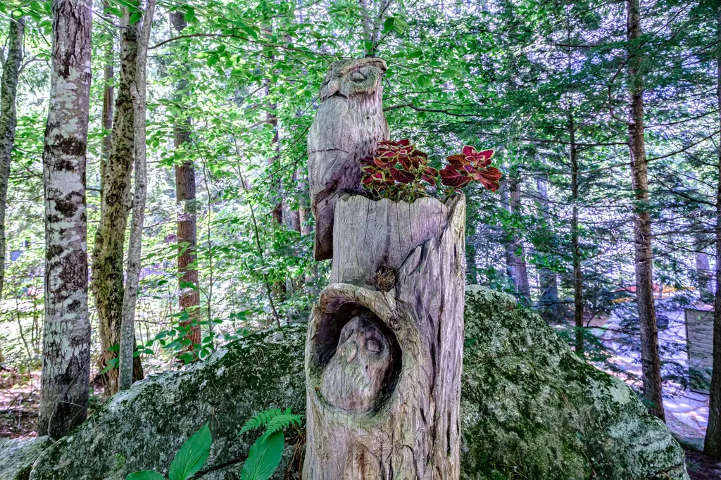 74 Pine Point Lane Sweden ME 04040