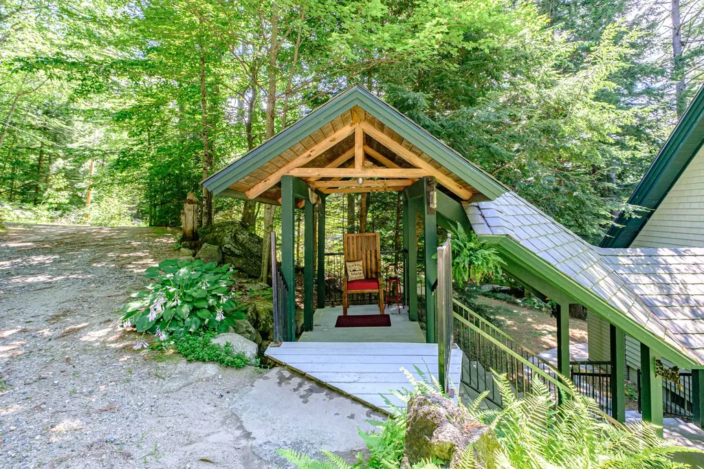 74 Pine Point Lane Sweden ME 04040