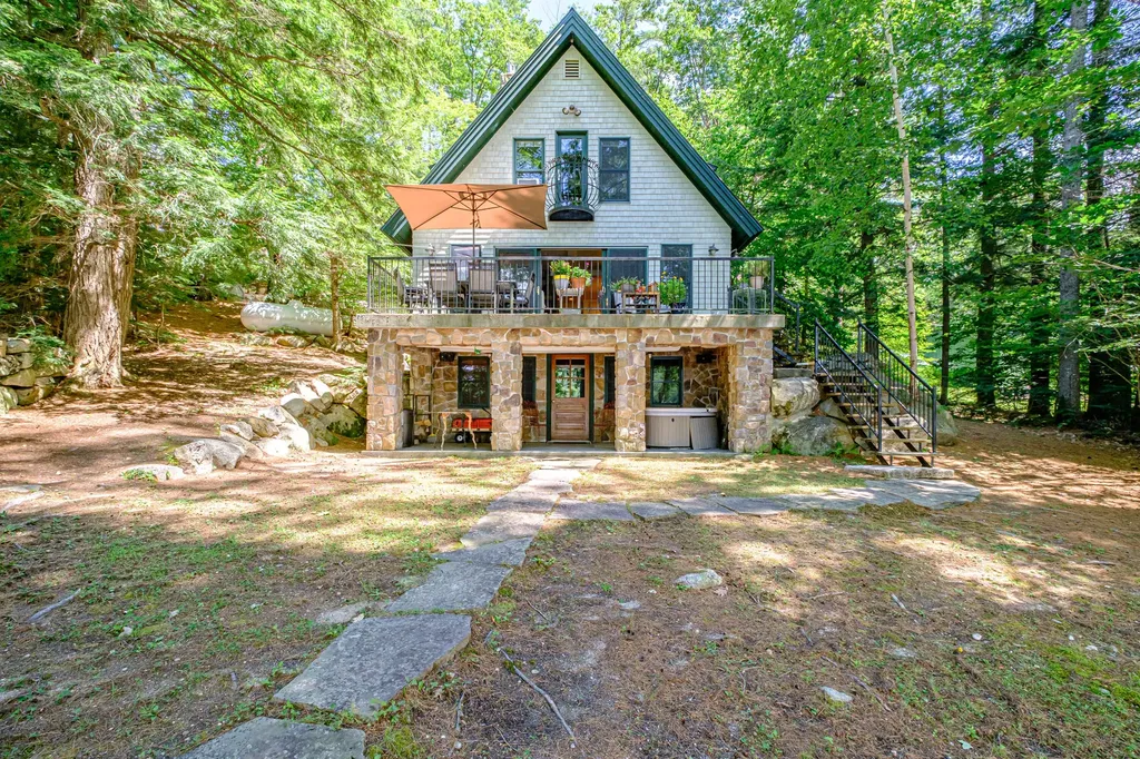 74 Pine Point Lane Sweden ME 04040